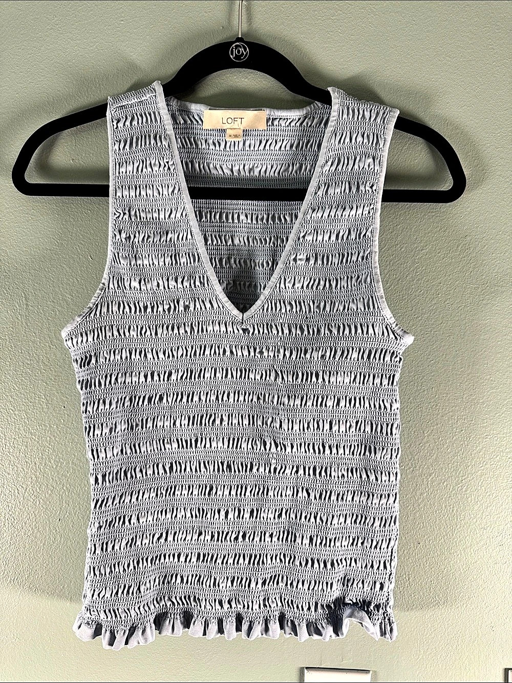LOFT Women's V-Neck Tank Top in Light Blue Size Medium Like New